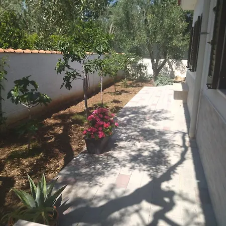 Al Centro Baia 게스트하우스 3*