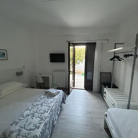 Al Centro Baia Guest house *